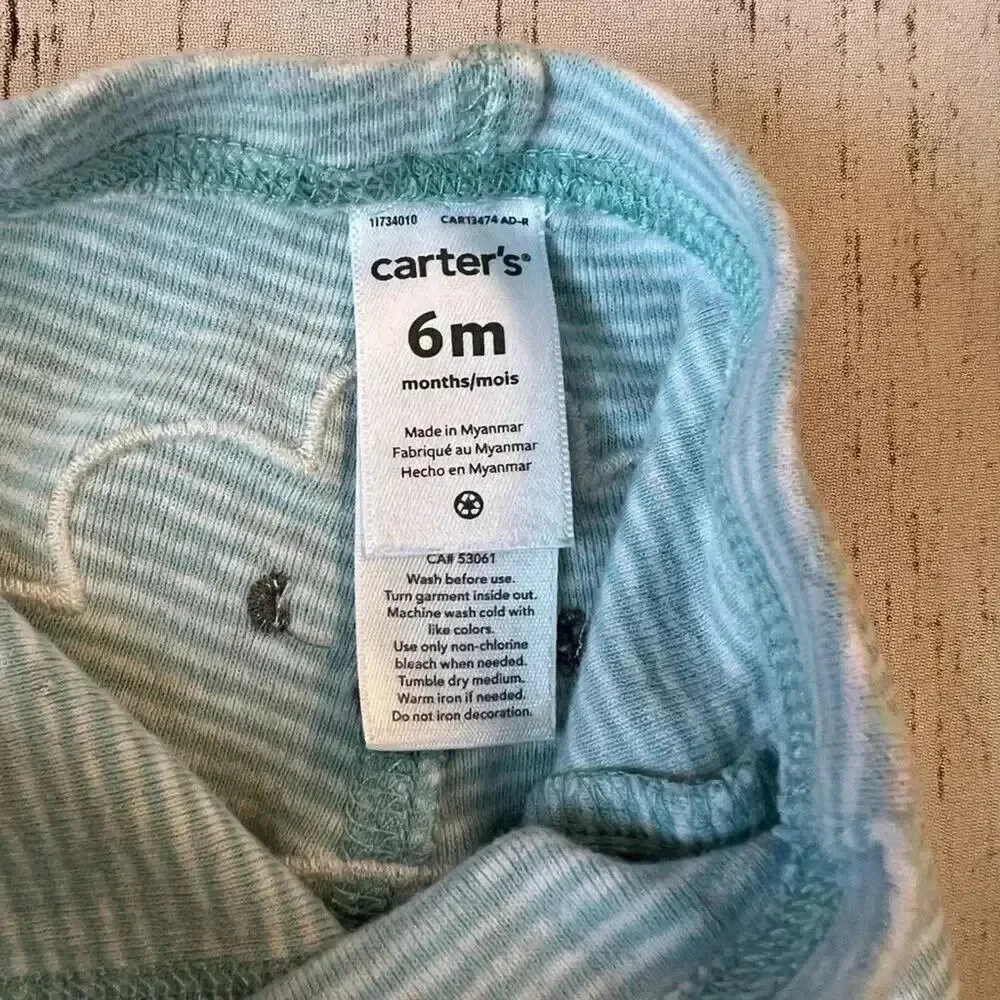 Carter’s long sleeve Onesie & matching pants Size 6 months